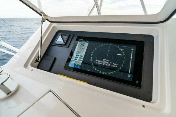 2006 Viking 61