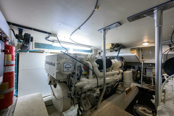 MEMBERS ONLY 56ft Ocean Yachts Yacht For Sale