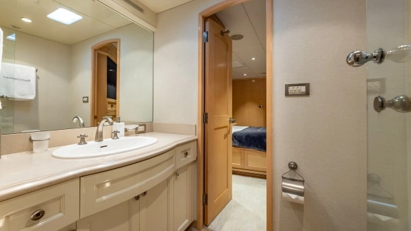 1998 Trinity Yachts 144