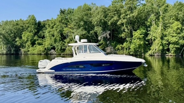 33ft Regal Yacht For Sale