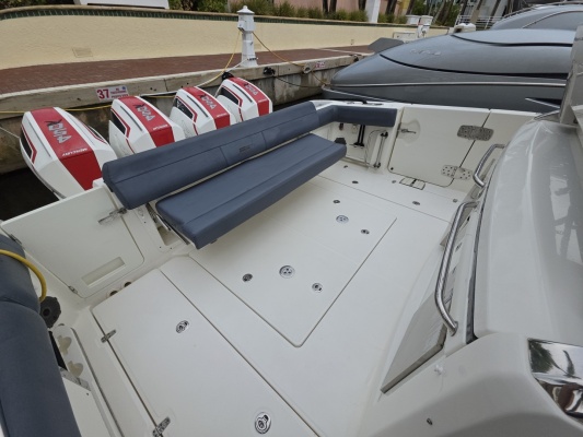 BFT 42ft Boston Whaler Yacht For Sale