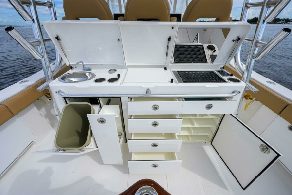 Tales N Ales 42ft Buddy Davis Yacht For Sale