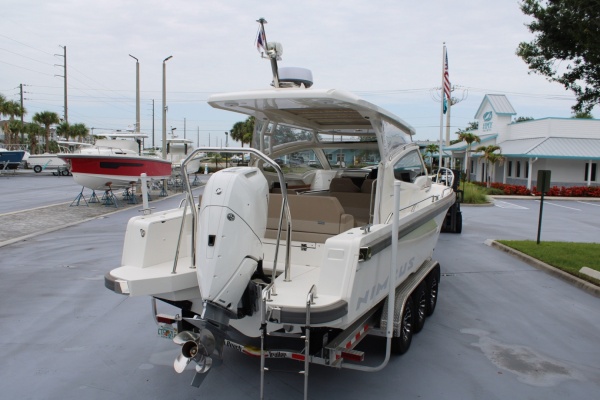 30ft Nimbus Yacht For Sale