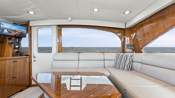 Share E 72ft Viking Yacht For Sale