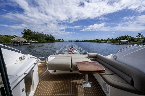 Sunseeker 62 EAGLE II - Cockpit