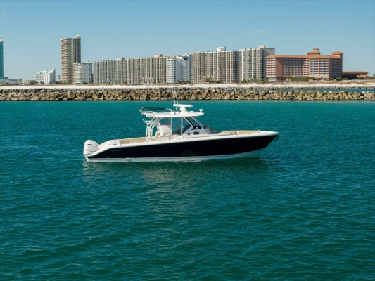 Moon Dogg 37ft Pursuit Yacht For Sale