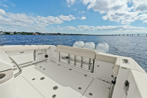 Photo of the 2019 Boston Whaler 380 Outrage "Lima Kilo"