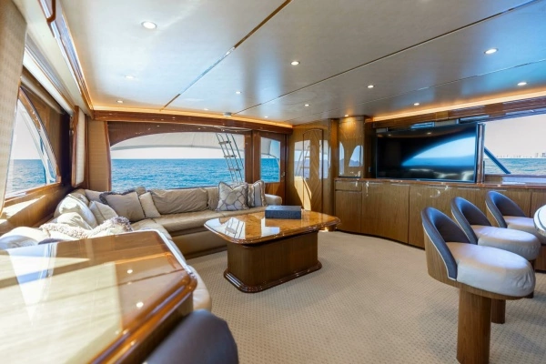 2013 Viking 76
