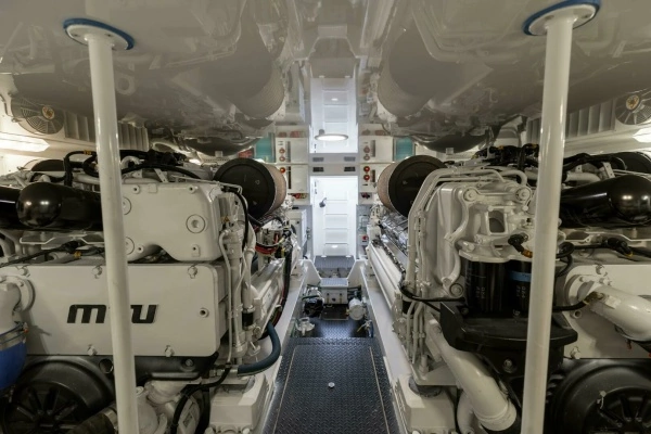 2018 Viking 62