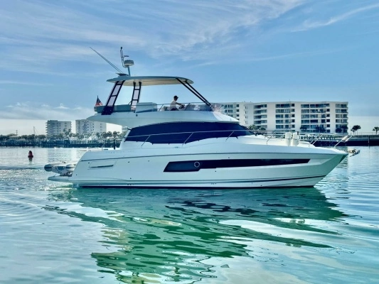46-ft-Prestige-2024-460 Flybridge-Peggy Lynne Destin Florida United States  yacht for sale
