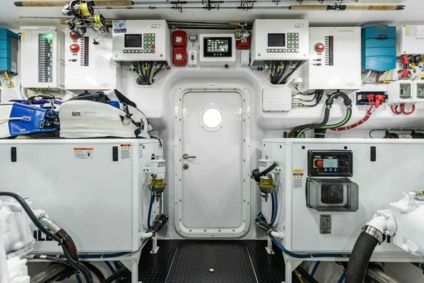 2026 Viking 82