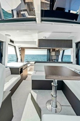 Galeon 470 Sky Yacht For Sale