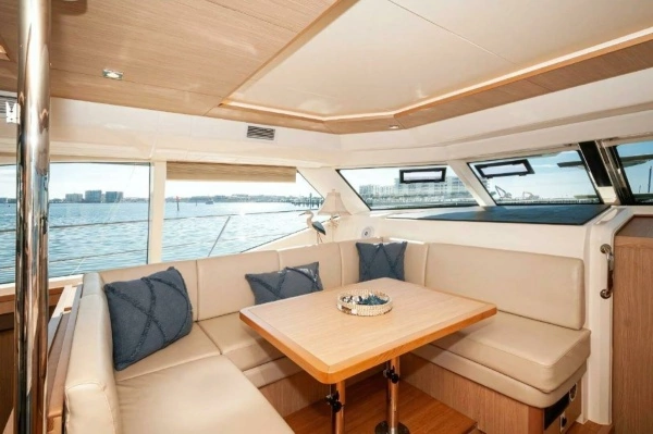 2018 Aquila 44
