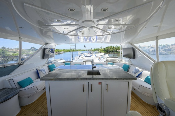 MAGIC 100ft Hatteras Yacht For Sale