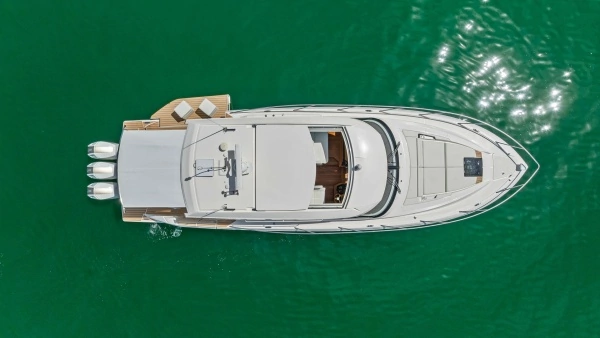 2025 Tiara Yachts 48