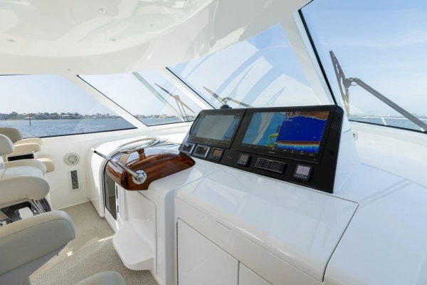 2018 Viking 52