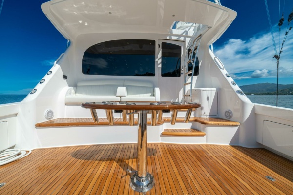 2025 Viking 58 Convertible GAME ON
