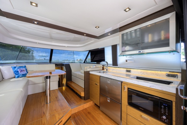 Daybreak 44ft Tiara Yachts Yacht For Sale