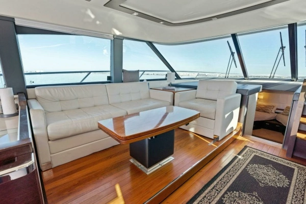 2016 Tiara Yachts 50