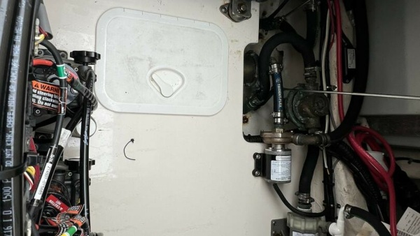 BE CHUMMING 37ft Grady White Yacht For Sale