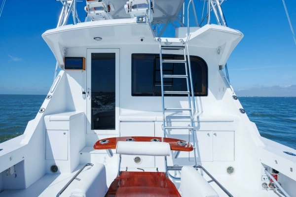 2002 Hatteras 50