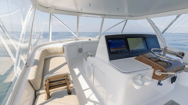 On the DL 65ft Hatteras Yacht For Sale