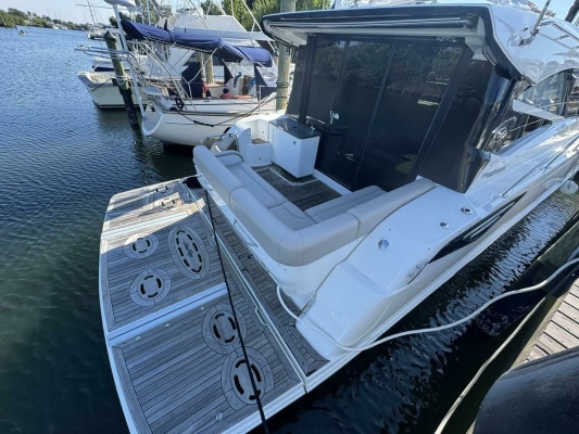 Lopez Cove II 47ft Sea Ray Yacht For Sale