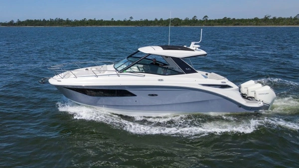 2022 Sea Ray 32