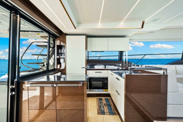 Peace 63ft Prestige Yacht For Sale