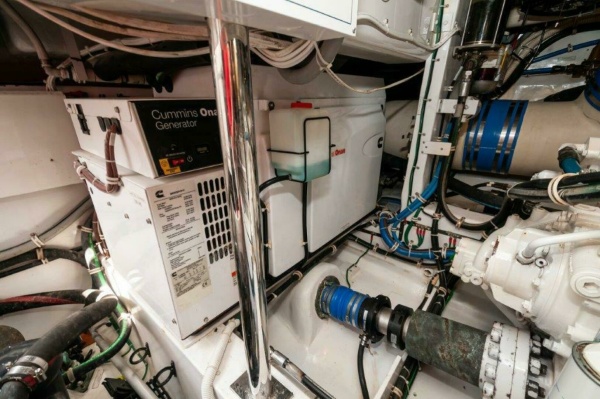 KNOT on CALL 60ft Hatteras Yacht For Sale