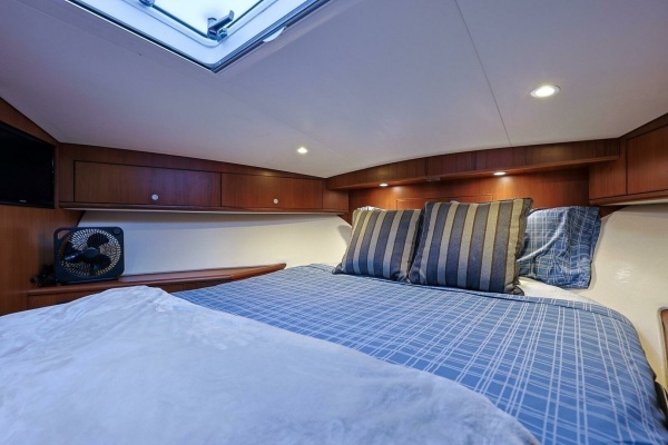 2012 Cabo 40 Express 