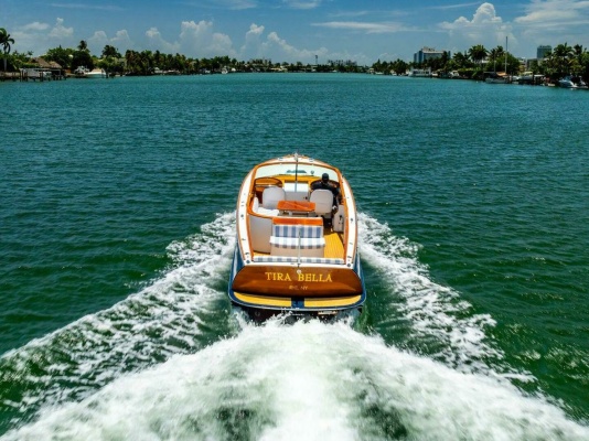 Tira Bella 30ft Hinckley Yacht For Sale