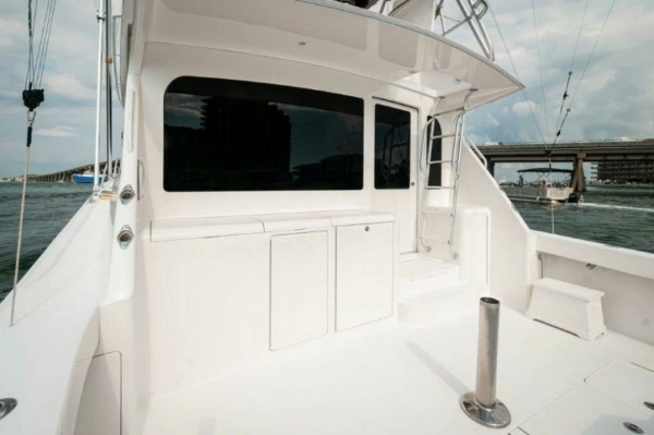 2006 Viking 45