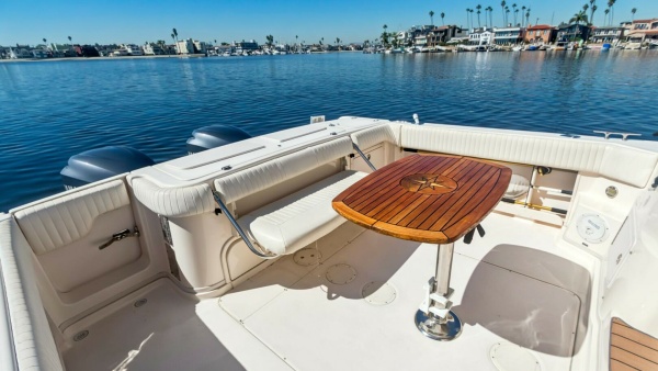 POLE POSITION 33ft Grady White Yacht For Sale