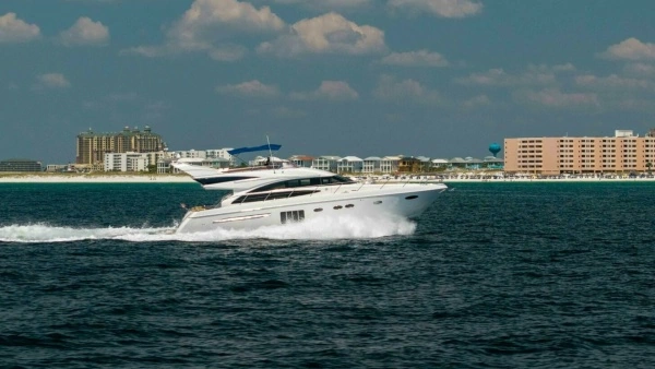 2011 Princess 64