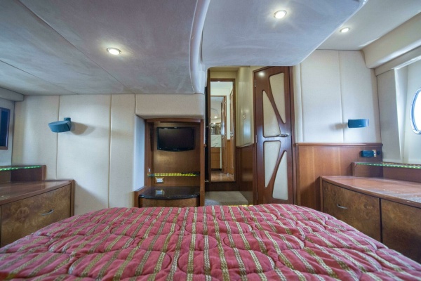IMMERSED 52ft Silverton Yacht For Sale