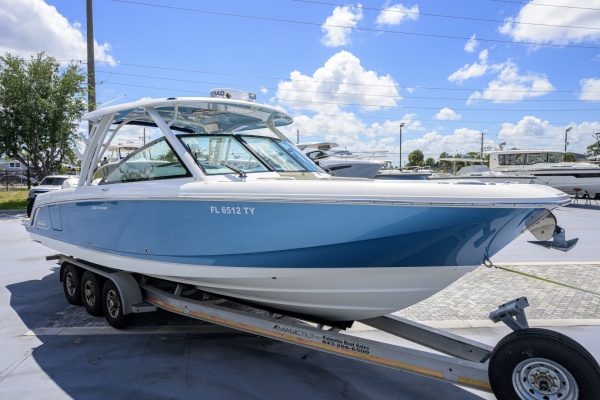 Boston Whaler 32 - Veronica