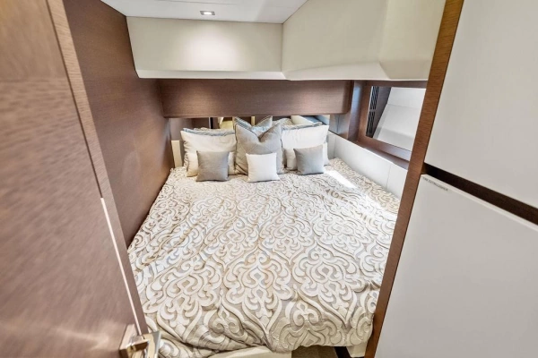 2016 Prestige 75