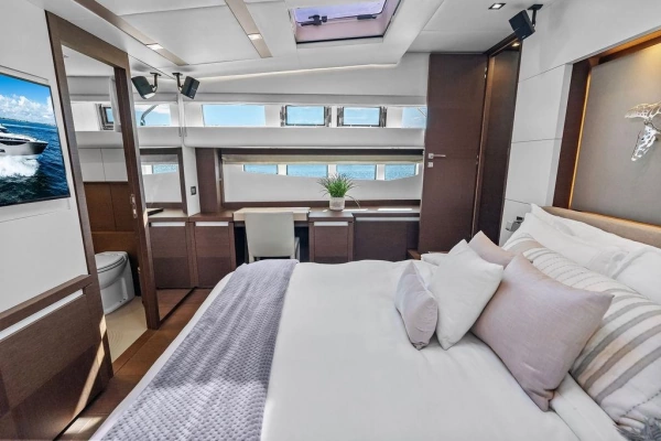 2016 Prestige 75
