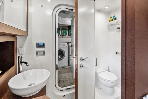 2016 Prestige 75