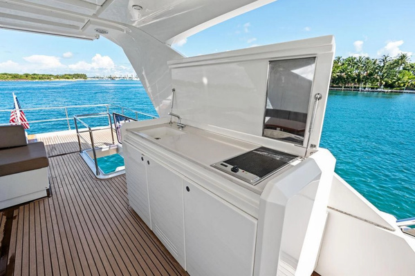 2016 Prestige 75