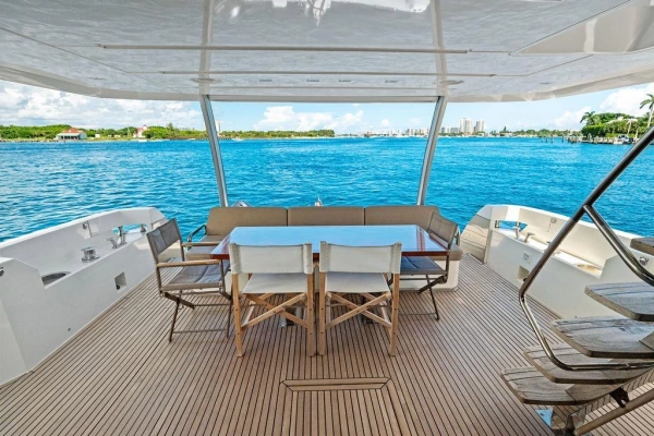 2016 Prestige 75