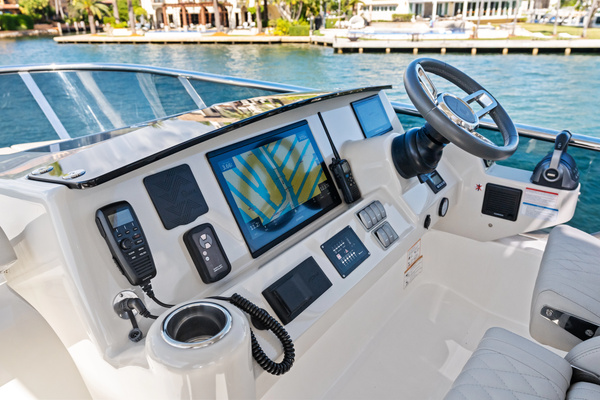 EMERALD 50ft Absolute Yacht For Sale
