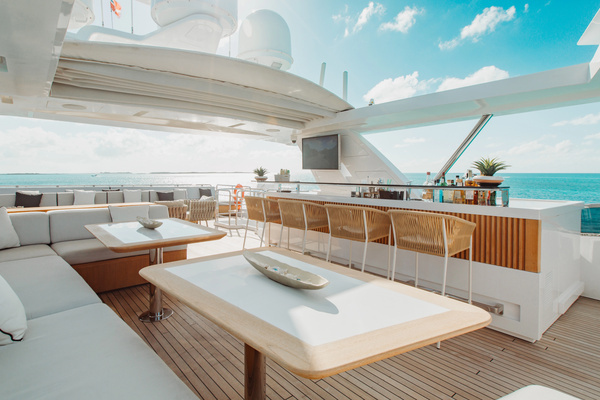 2014 Benetti 140