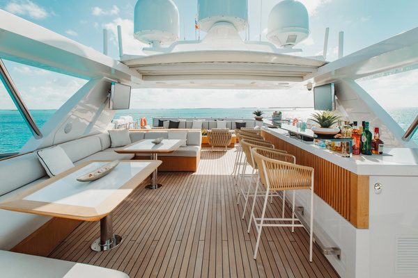 2014 Benetti 140