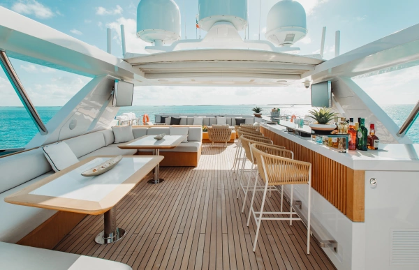 2014 Benetti 140