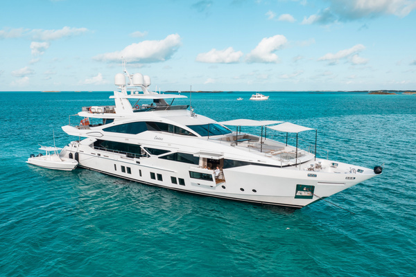 2014 Benetti 140