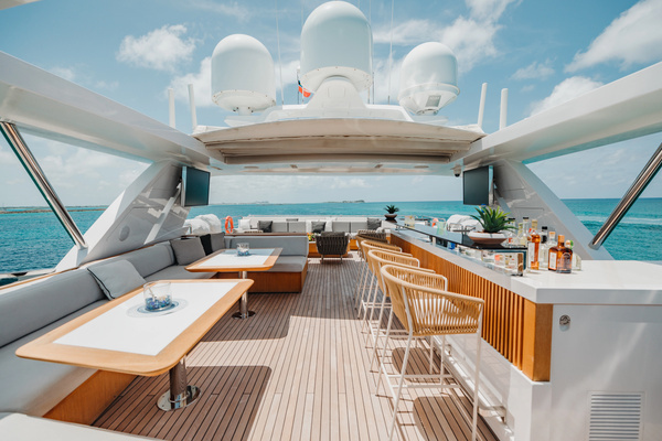 2014 Benetti 140