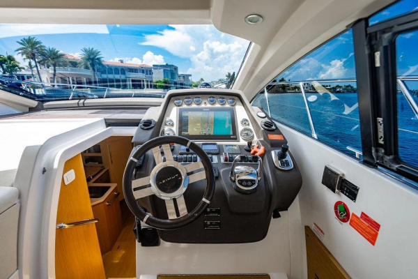 Photo of the 2016 Azimut Atlantis 50 "Endurance"