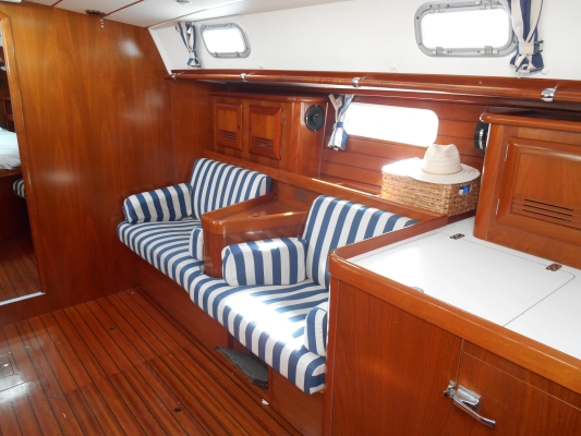 Eventus 50ft Beneteau Yacht For Sale